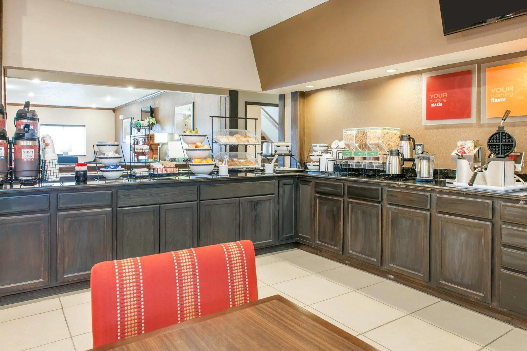 Comfort Inn Warren I-69 Luaran gambar